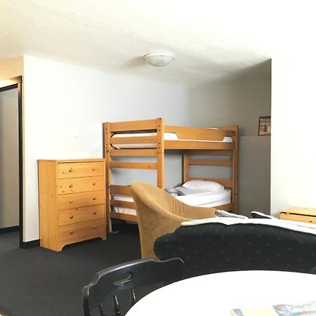 The Bulldog Hotel Silver Star Bagian luar foto